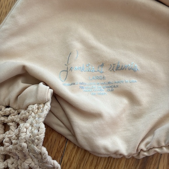 Frankie's Bikinis sz L Tan Bikini Swim Set, crocheted details great condition - Picture 4 of 4